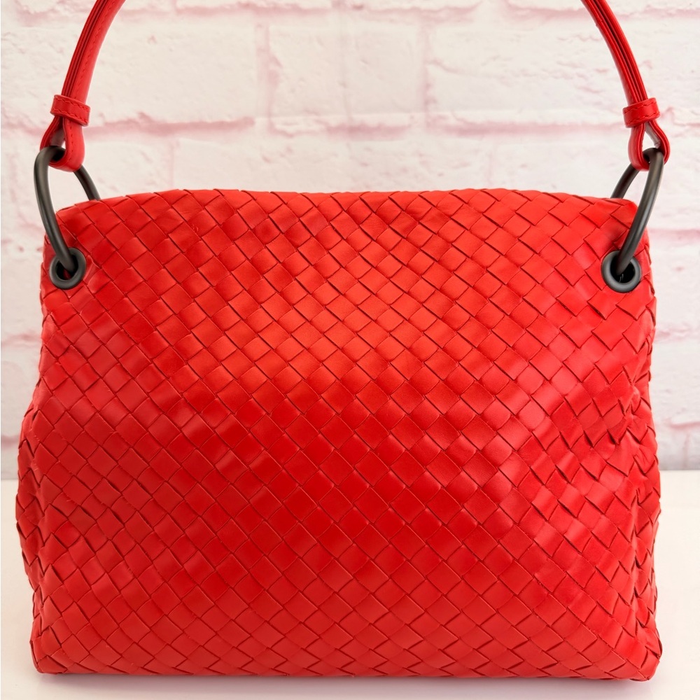 Bottega Veneta Intrecciato Leather Red Flap Shoulder Bag - Picture 3 of 16
